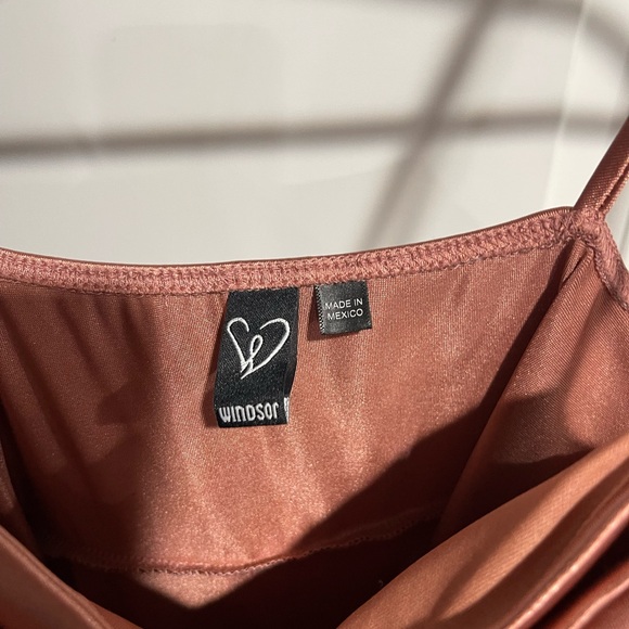 Windsor satin rose gold size small - Picture 6 of 6